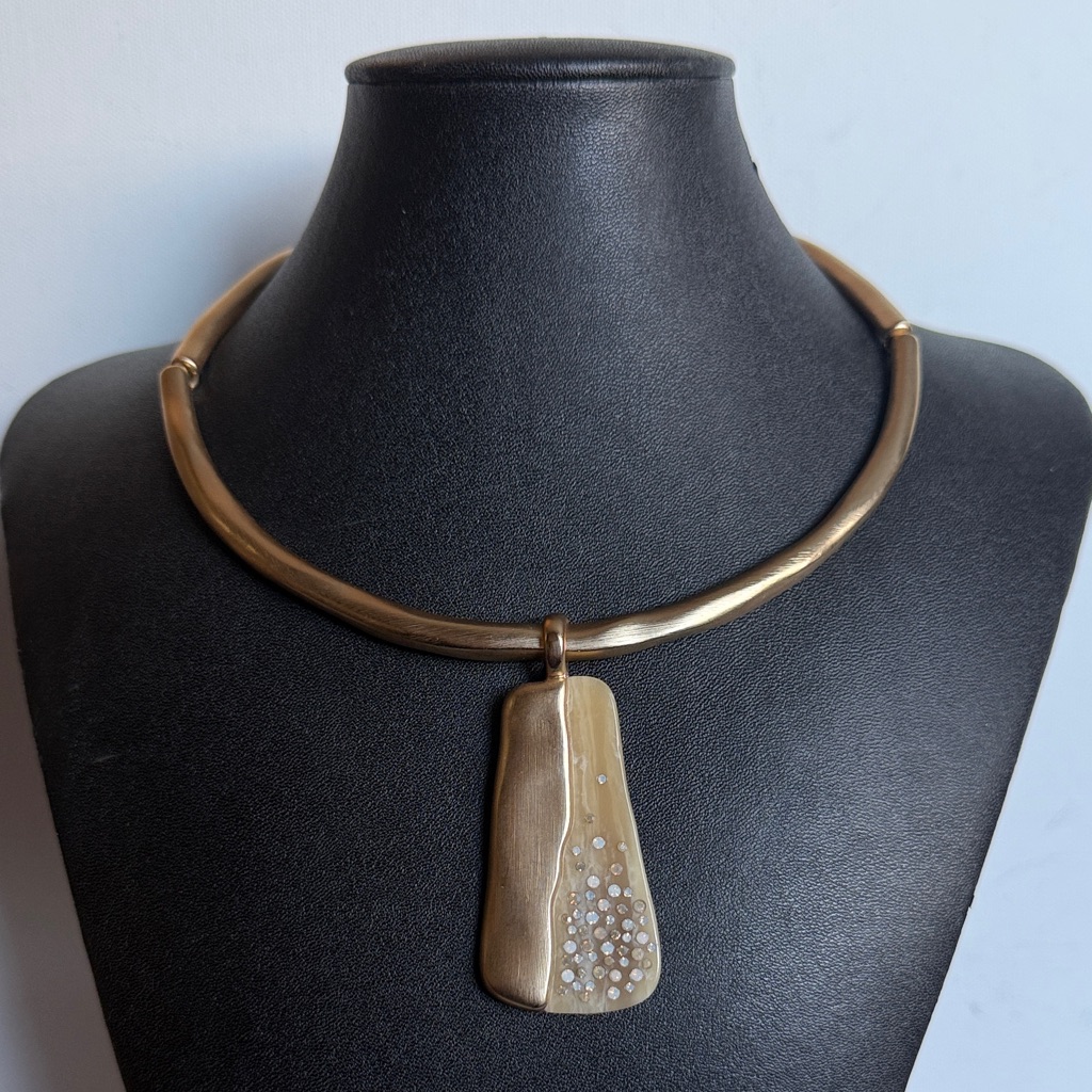 Chico's “Ginger Cream Bib” Retro Torque-Style Articulated Choker Necklace